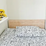 For Rest بيت شباب *