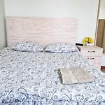 For Rest بيت شباب